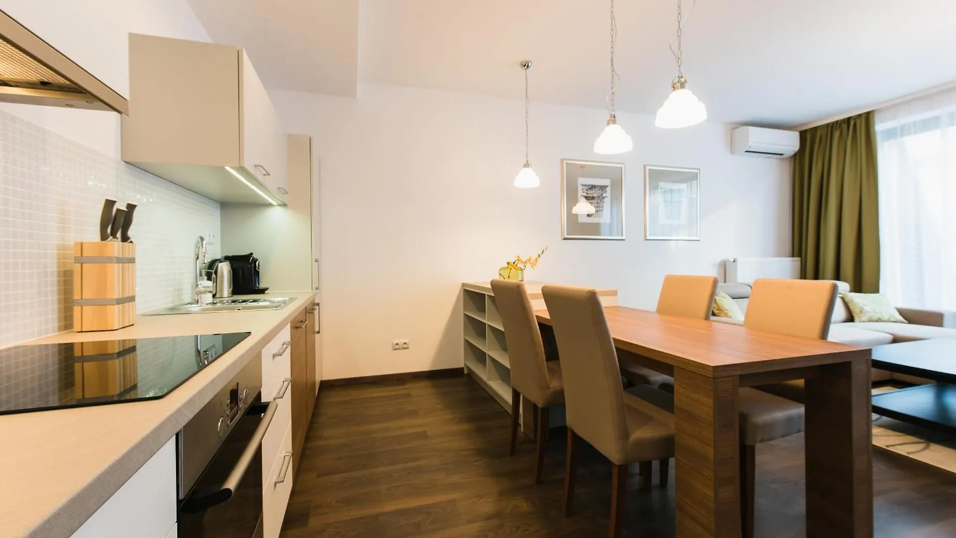 Aparthotel Inqse Wroclaw Centre 0*,
